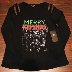 Merry Kissmas Women's Med Long Sleeve Kids Shirt